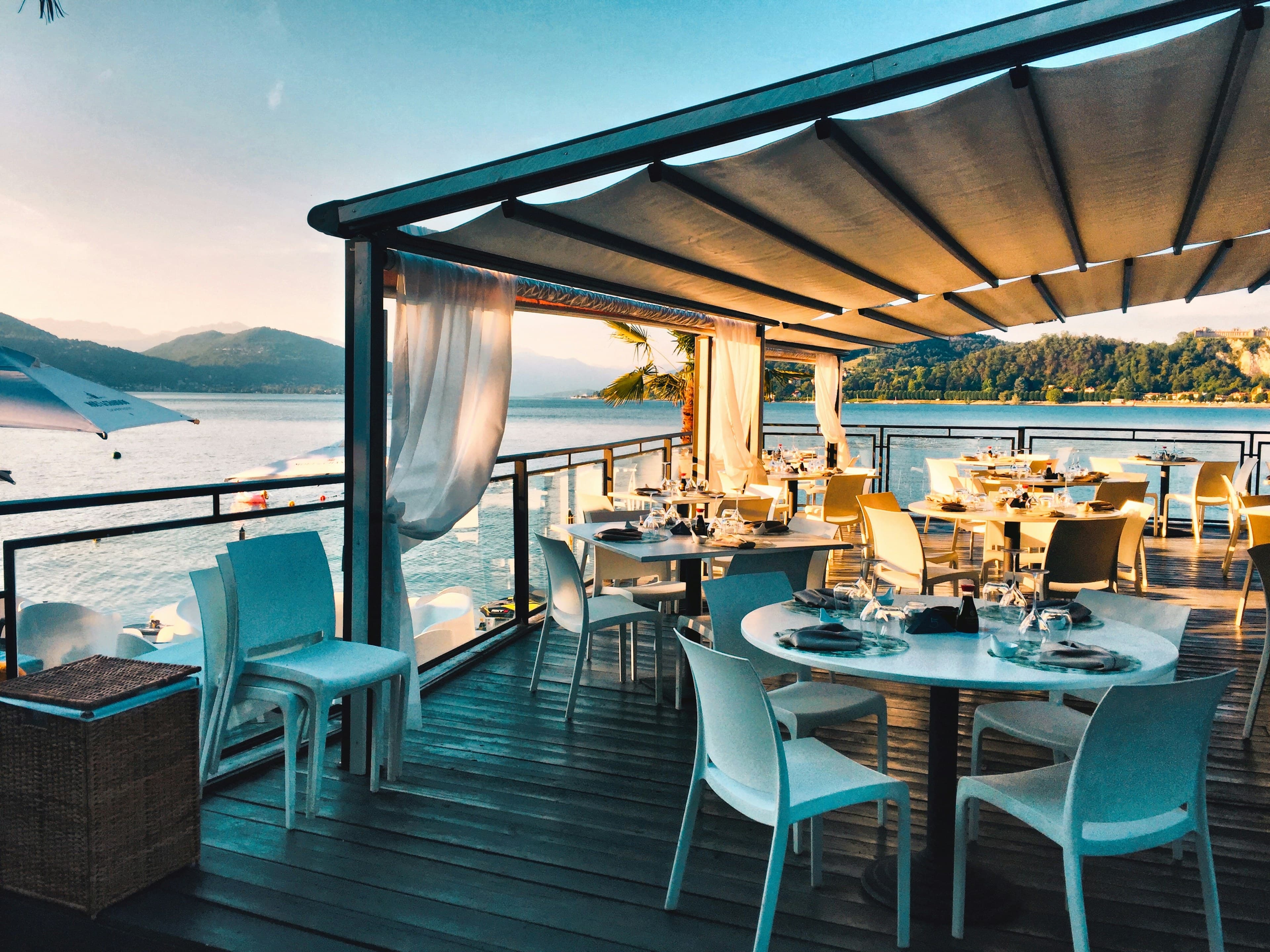 Cinq chefs étoilés qui cuisinent dans votre villa